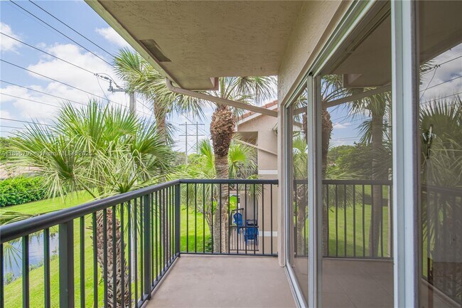 Building Photo - 9033 Wiles Rd