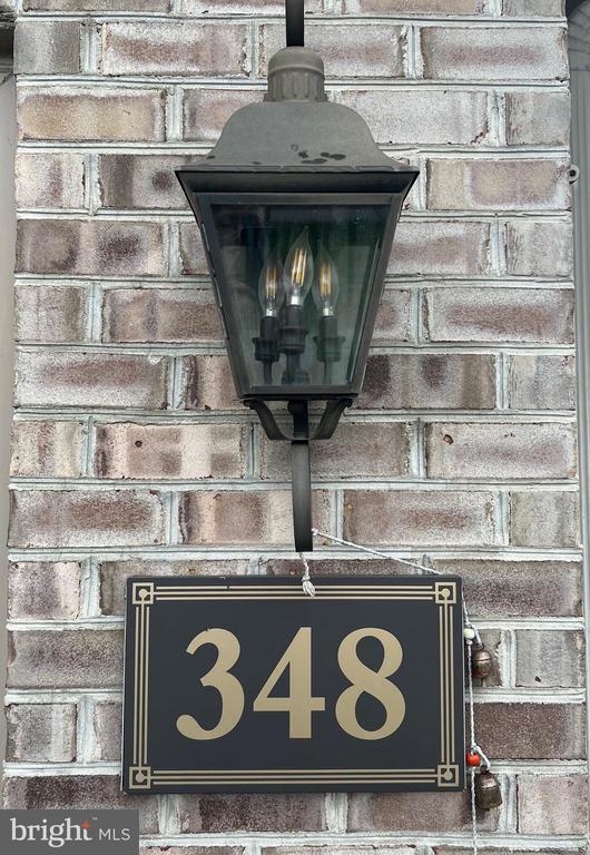 Building Photo - 348 Phoenix Dr