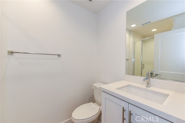 Building Photo - 115 Allusion