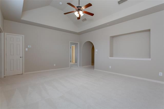 Building Photo - 921 Pine Burst Dr