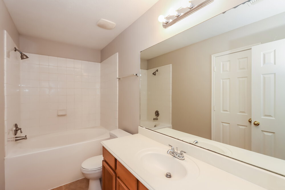 Building Photo - 7122 Aurora Falls Ln