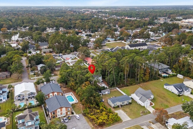 Building Photo - 8 Blocks from Garden City Beach! 2 Bed/1.5 Bath Duplex