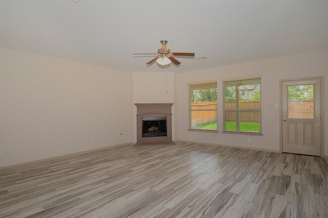 Building Photo - 11 Handbridge Pl