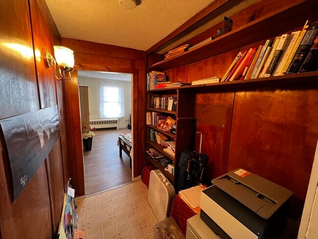 Building Photo - 797 Main St