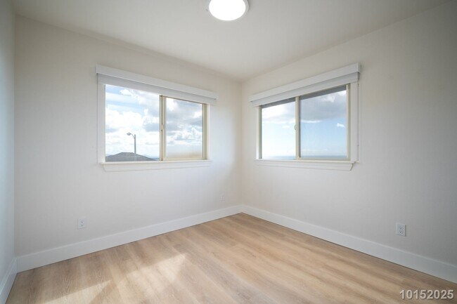 Building Photo - Available now!  Beautifully upgraded 4-bdr...