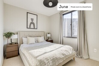 Building Photo - Room in Shared 5 bed/2.5 bath home