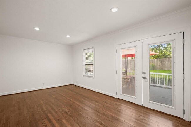 Building Photo - 5805 Bull Creek Rd