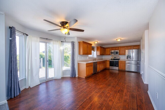 Building Photo - 7798 Greene Farm Dr