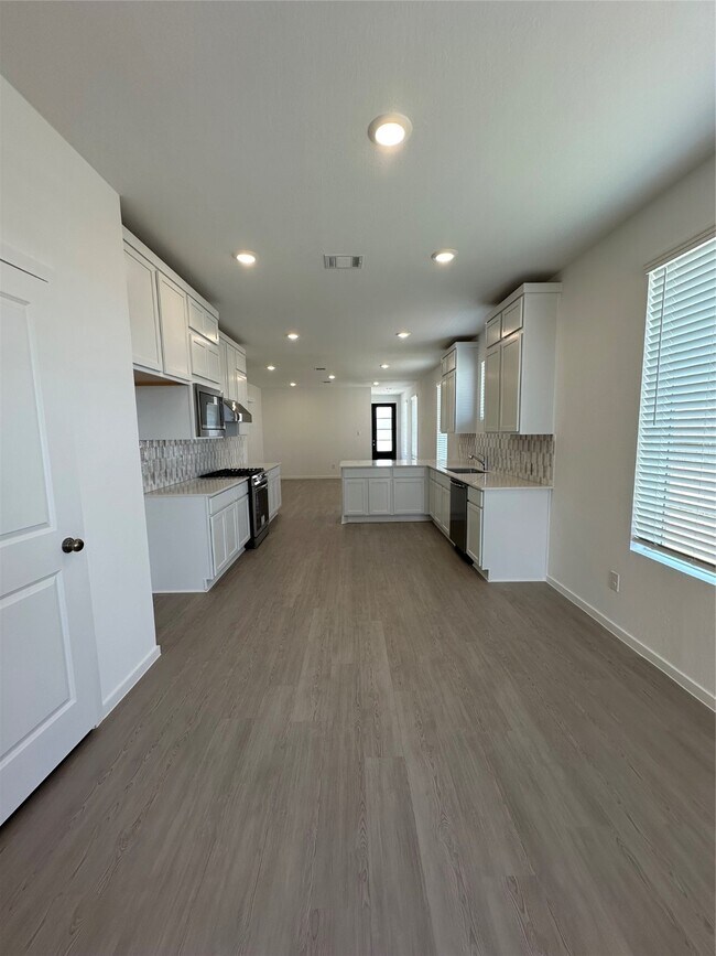 Building Photo - 6306 Orchid Bch Dr