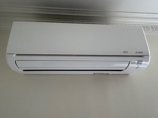 Remote controlled heat/cooling - 624 N Spaulding Ave