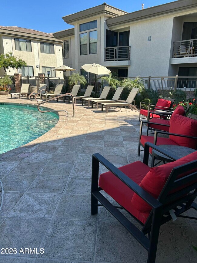 Building Photo - 6900 E Princess Dr