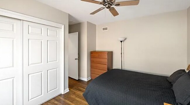 Building Photo - Beautiful 3 BEDROOM 2 BATH in Hawthorne with Garage. 1/2 off the 1st month of rent on OAC.