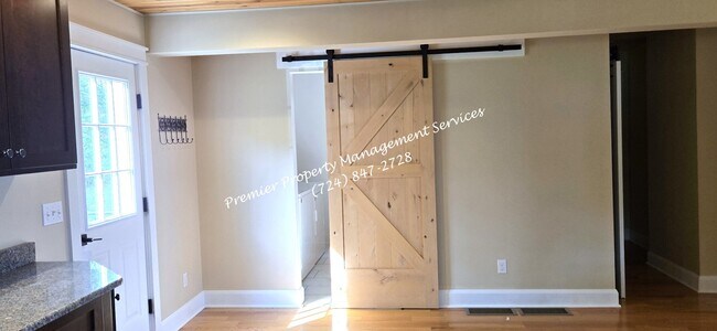 Building Photo - 399 Melody Ln