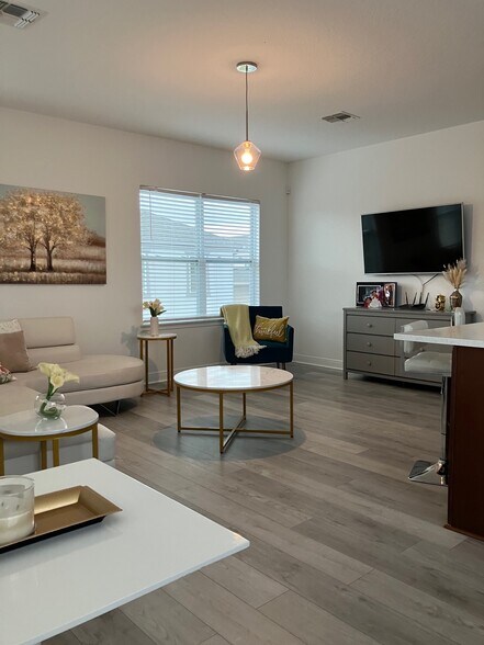 Building Photo - 8254 Nemours Pky