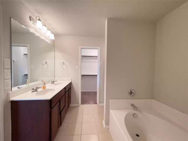 Building Photo - 712 Whitemarsh Dr