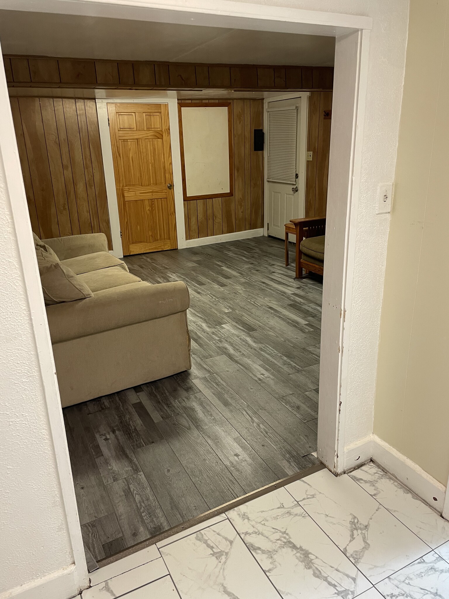 Building Photo - 370 Falling Run Rd