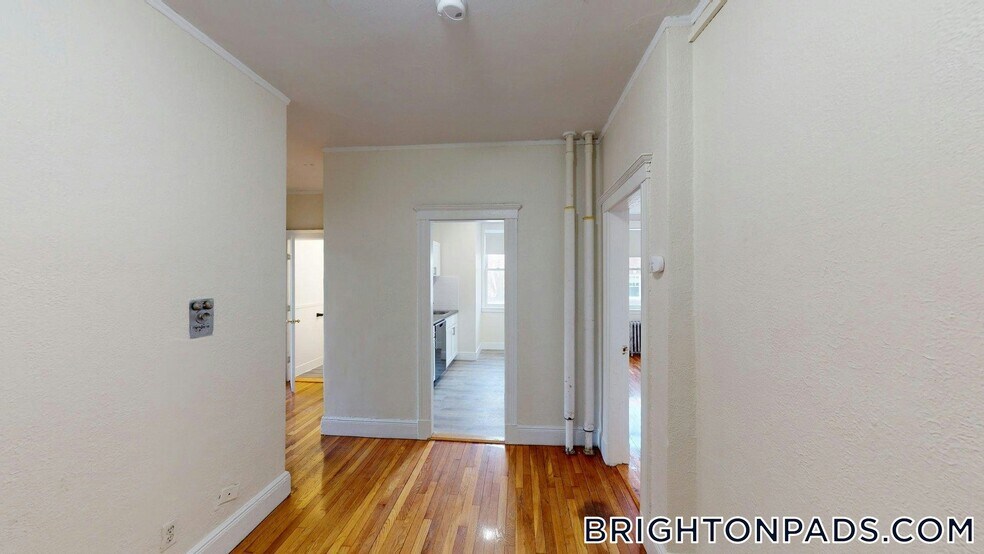 Building Photo - 1800 Commonwealth Ave