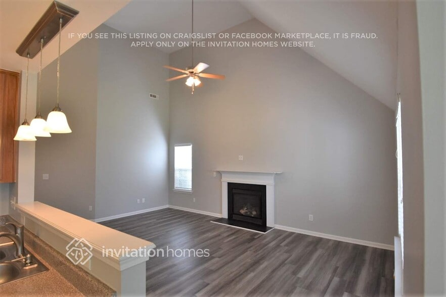Building Photo - 175 Elba Dr