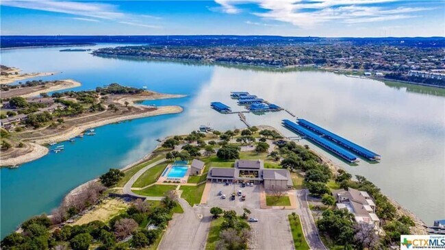 Building Photo - 539 Venture Blvd S