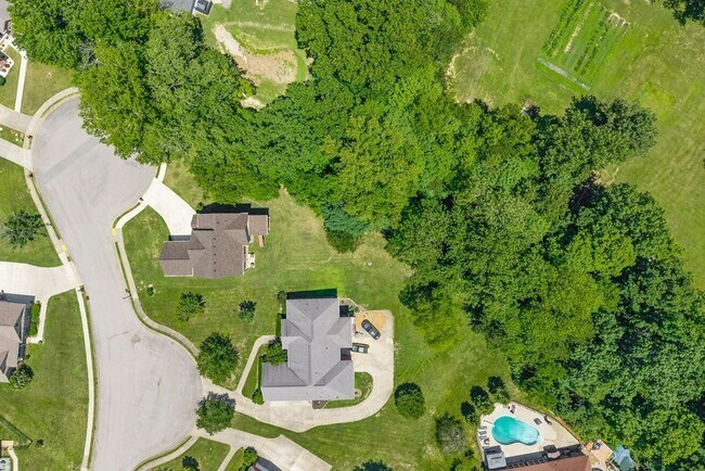 Building Photo - 2606 Steeplechase Ct