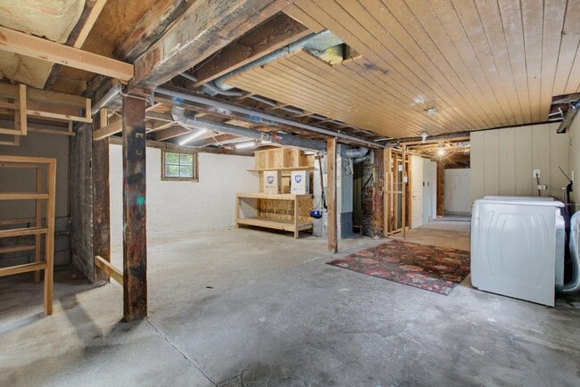 Building Photo - 4516 N Mullen St