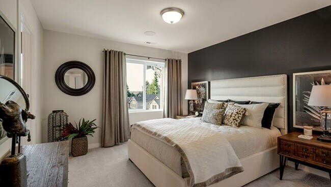 Building Photo - Spacious and Beautifully Landscaped Single...