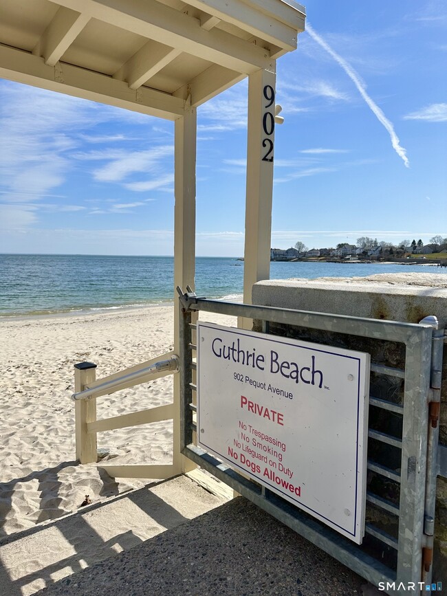 Building Photo - 40 Parkway S