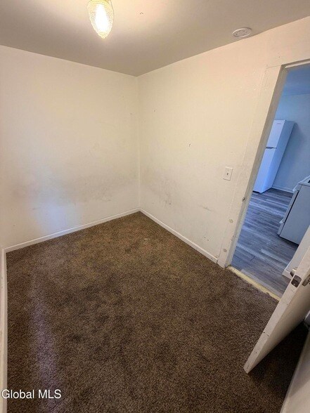 Building Photo - 200 Mohawk St