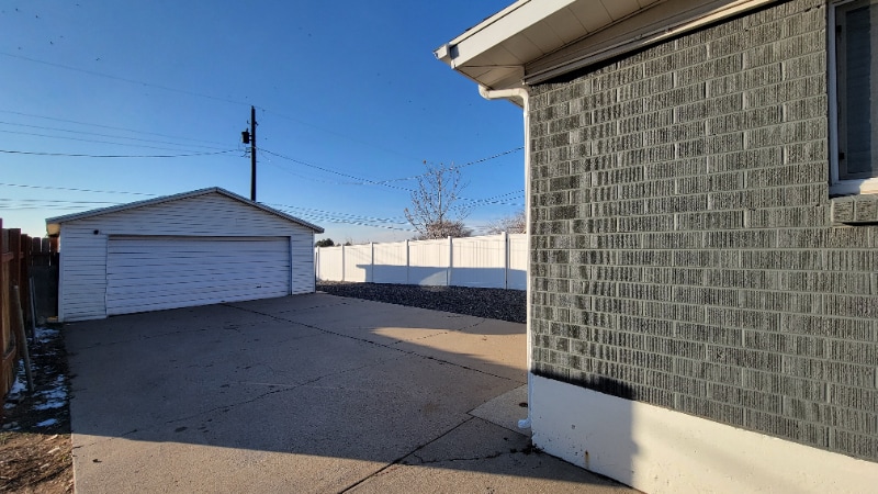 Building Photo - 668 Ann St