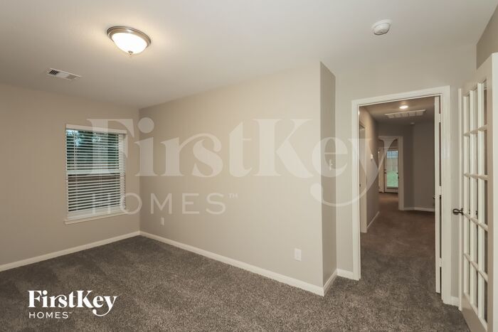 Building Photo - 20703 Solstice Point Dr