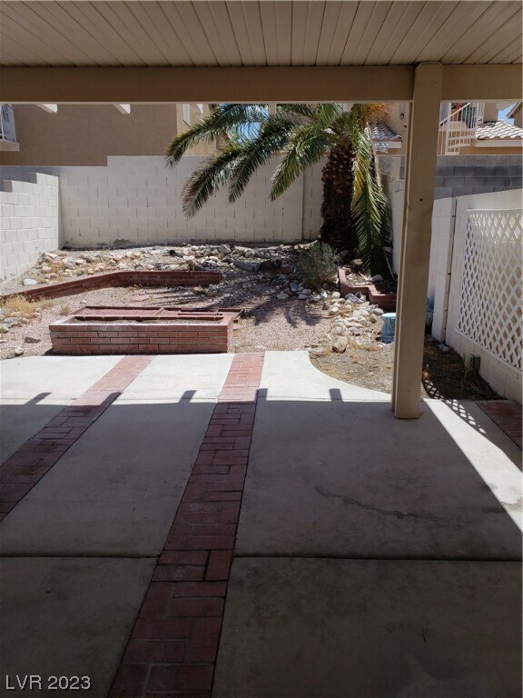 Building Photo - 8009 Cimarron Ridge Dr