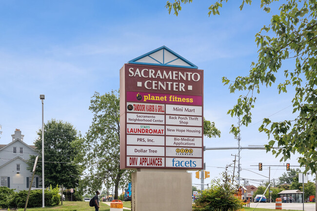 Sacramento Center in walking distance! - 8407 Alameda Ct