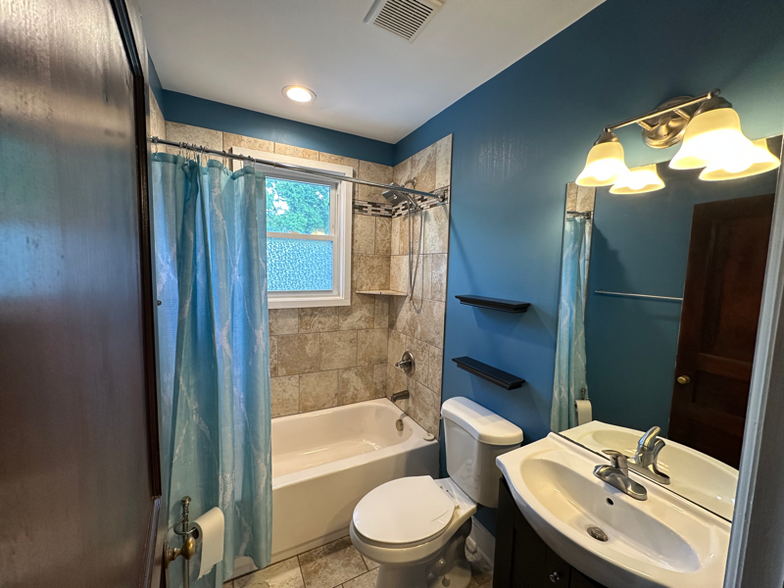 Building Photo - 2908 Murray Cir