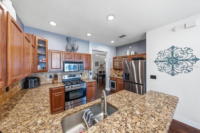 Building Photo - 9606 Royce Dr