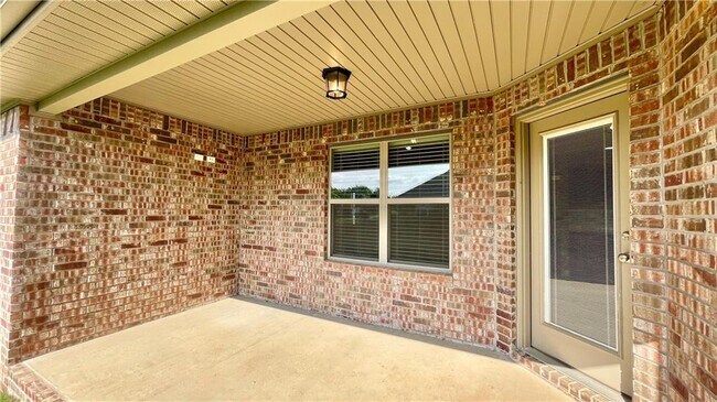 Building Photo - 761 Captain Reid Ln