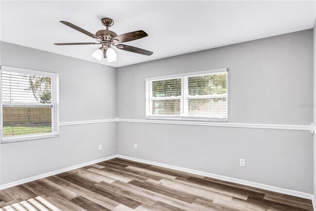 Building Photo - 4457 Chamber Ct