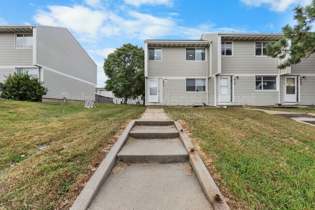 Building Photo - 1812 S Cleveland Ave