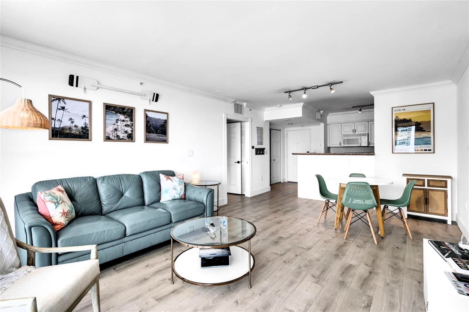 Building Photo - 1155 Brickell Bay Dr
