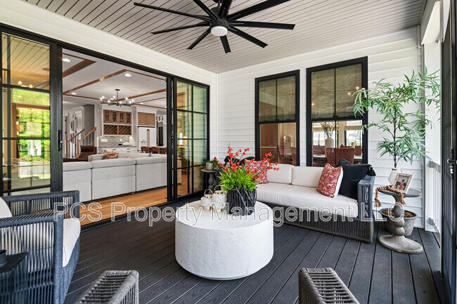 Building Photo - 3618 Graythorne Dr