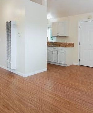 Building Photo - 4703 Gundry Ave