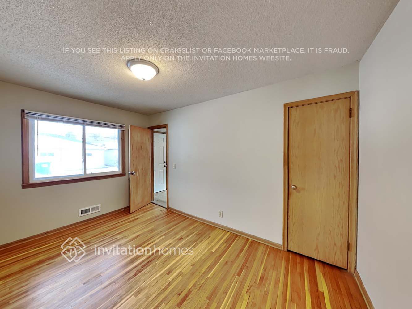 Building Photo - 5239 4th St NE