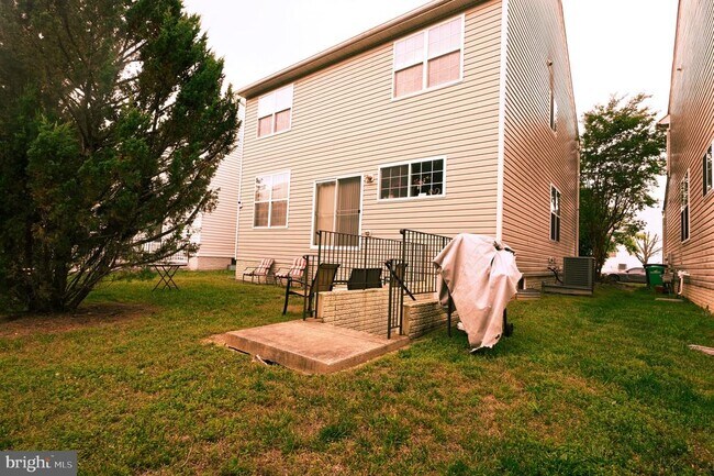 Building Photo - 7104 Britens Way