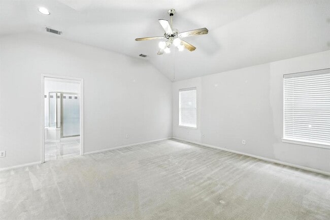 Building Photo - 14411 Gadshill Cir