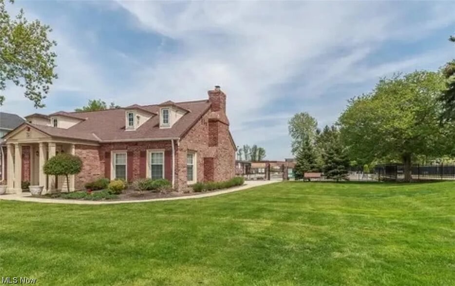 Building Photo - 5713 Spotswood Dr
