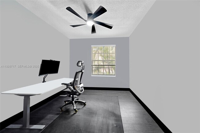 Building Photo - 1010 Belmont Pl