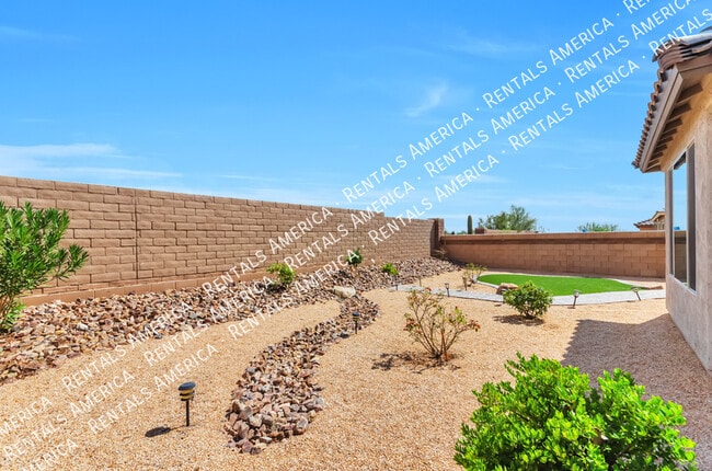 Building Photo - 11956 N Renoir Way