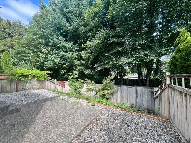 Building Photo - PENDING APPLICATION; 2-Story Townhouse