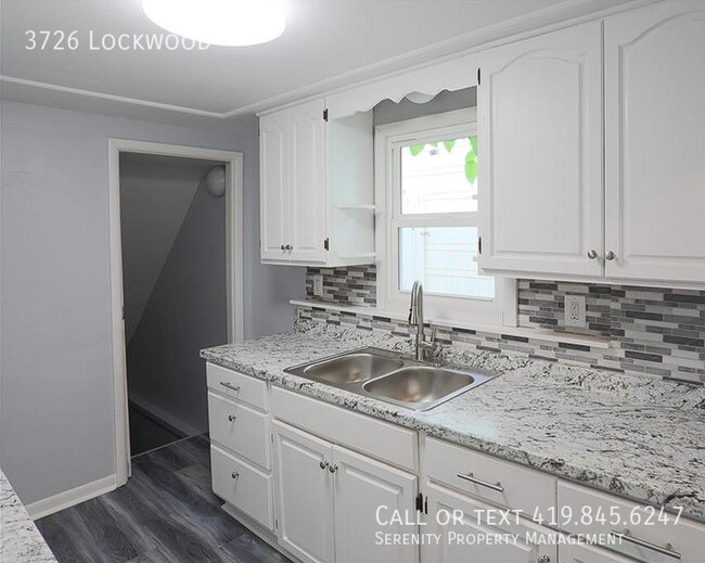 Building Photo - 3726 Lockwood-