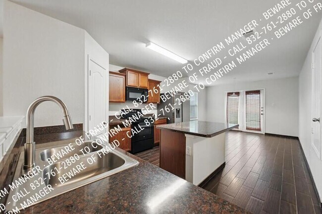Building Photo - 1403 Grand Canyon Ct