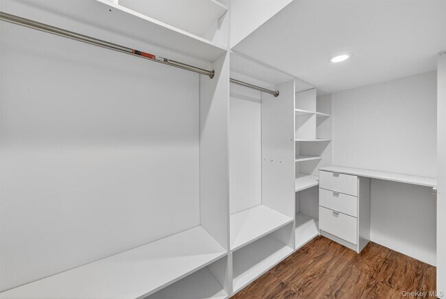 Building Photo - 92 Kimball Ave